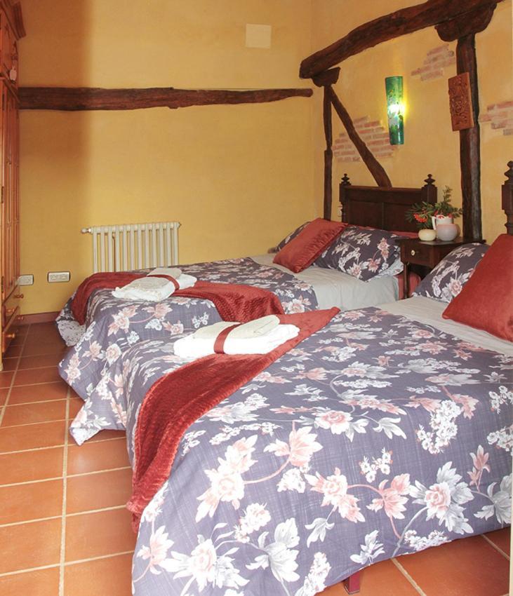 Casa De Piedra Villa Valderrueda Luaran gambar